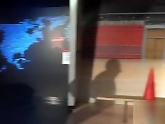 لیزا رو, و یک بار ضخیم از تقدیر در بیدمشک او