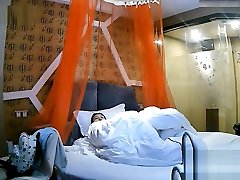 精品酒店先睹为快穿着性感包臀裙学院美女