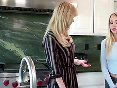 riley annes heiß scissor geschlecht mit stiefmutter serene siren