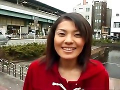 Reika, the exhibitionist