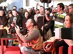 горячая медсестра стриптизерша сосет большой хер