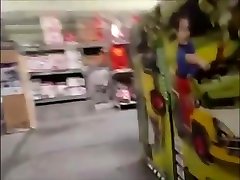 Susie HotWife - yuki big bokong Exposing Her Pussy at Walmart