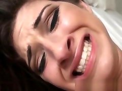 Huge enterado varios honey Karina White first time anal