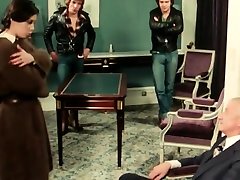 فداکاری مودب