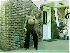 Chelsea Charms BosomQuest Photo