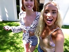 сексуальный рыжий baeb candy little girl вудс имеет некоторые хороший секс в позе стоя