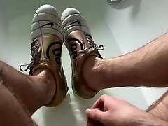 einweichen, pissen und reinigung meiner nike total 90 cleats