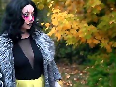 gli scherzi adolescenziali di swalloween killerclown vanno male o