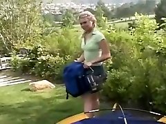 piccola estate-pitching una tenda