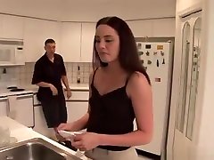 dienstmädchen nackt während der arbeit