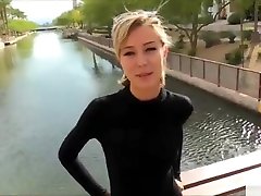 Haley Reed caught fisting
