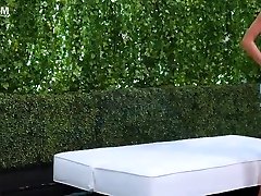مامان درخواست برای هیولا دیک بزرگ