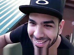 il ragazzo del college latino barbuto si unisce a una cosa a tre gay per soldi . lechelatino.com
