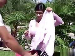 Sexy Mom Seduces Hot The Girlfriends Guy