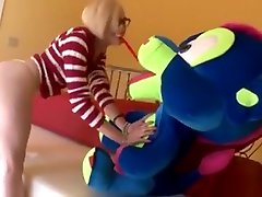 Blondie Girl mom dick porn Pounded By A Big Cock
