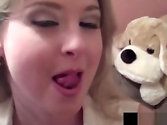 niesforny sąsiad sunny lane daje gorący sex oralny & masturbacji!