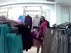 دلربا, چک, جاسوس, سکس در مرکز خرید و Screwe