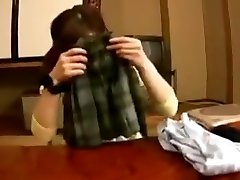 دلربا, قطره لباس های خود را و می شود Sexuall
