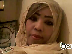 Horny Arab Girl