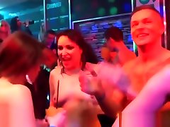 Glam whitey gets fingered