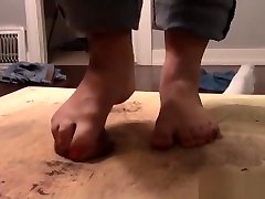 Hot girl breaking his dick on the cockbox