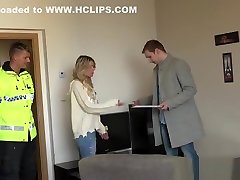 Czech exekutor - Mestak vymrda pani Kucerovou - Fuck with cop