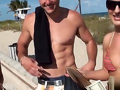 amateur teenager-fucks mit ein fremder in ein moving auto