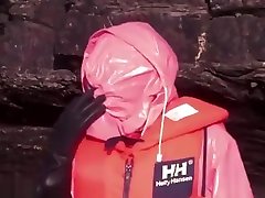 Raincoat Breathplay