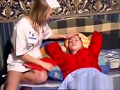 俄罗斯成熟的女人和女孩