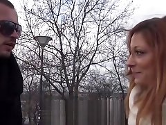 hunt4k. kerl fickt für bargeld slutty chick keine dog fuck wife ass vor ihr
