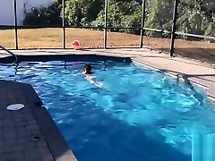 Anal masturbation at the swimming pool with mother want you inside CROWN