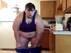 young superchub piggy chugging shake