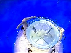 wetlook waterbowl circus china xxx giral school wet lycra seethru
