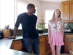 Carolina Sweets & wat its fuck mee mom Piper in Fix Me Good - BabesNetwork