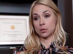 Dyked - Psychologist Training Teen On Licking Pussy