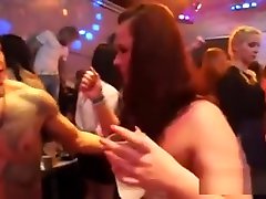 sunny leone sixsi teenies werden total verrückt und bei hardcore p ausgezogen