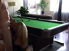 Blond loses in pool but still sinks balls