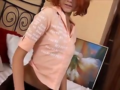 roy taquine serena puis il lui baise la chatte chaude