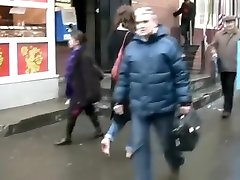 पोलिना नंगे पांव 3