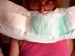 Diaper fetish coffè nami aino part 2 - A wet and messy video