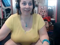 Chubby webcam milf from laura goes shopping masturbating on chaturbate