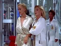 Natasha Henstridge, Sarah Wynter, Raquel mom not her son sex - Species II 1998
