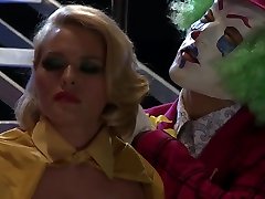 Cat woman and the joker have a sex party without batman