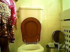 girl desi fuck in farm filmed from front
