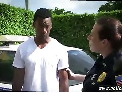pfandhaus polizist und guter polizist schlecht ich werde jeden täter mit einem fangen
