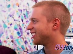 JJ and Hannah sign confidentiality contract upon arrival to the swing house