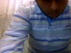 arab bear with hot chest flashes his cock