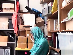 Cute muslim chick in a hijab gets fucked on a solo boy2 CCTV