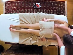 Gorgeous babe pussyfucked during massage while on her phone