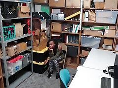 Ebony teen scammer finally gets uran dig by a mall cop